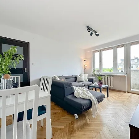 Vista Ugorek 아파트